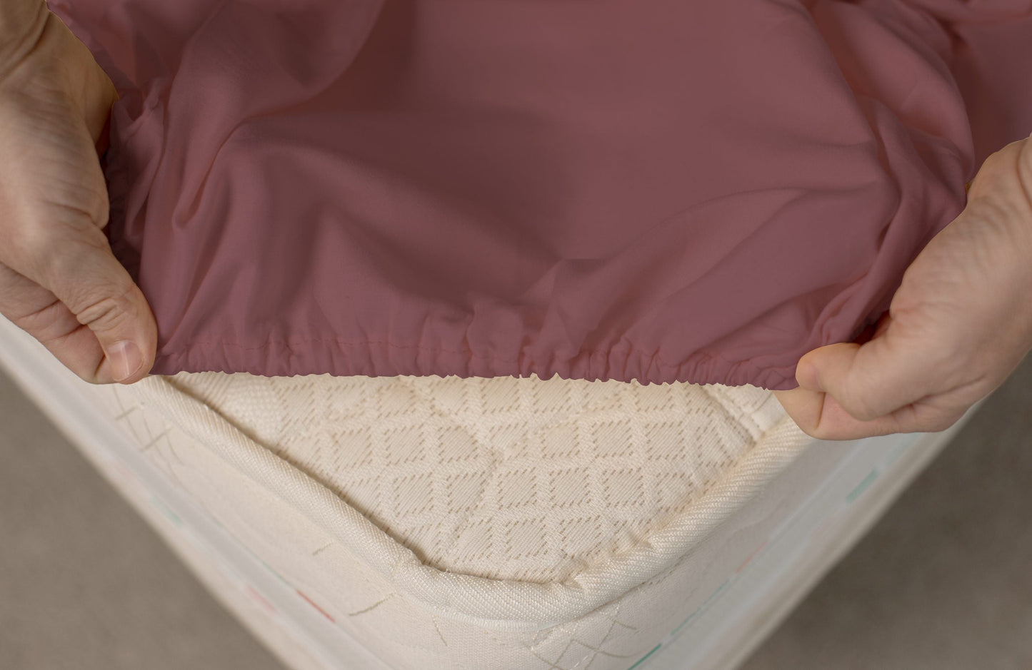 Husa Bumbac Cottone cu elastic 160x200,Mov